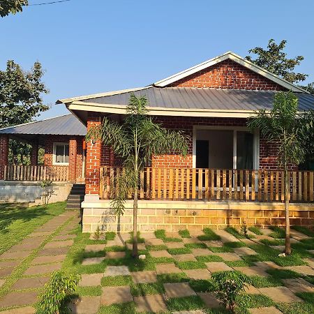 Brick Villa Karjat Esterno foto